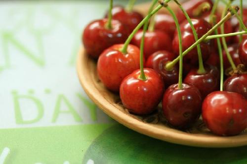 Fotografiar bodegones de cerezas